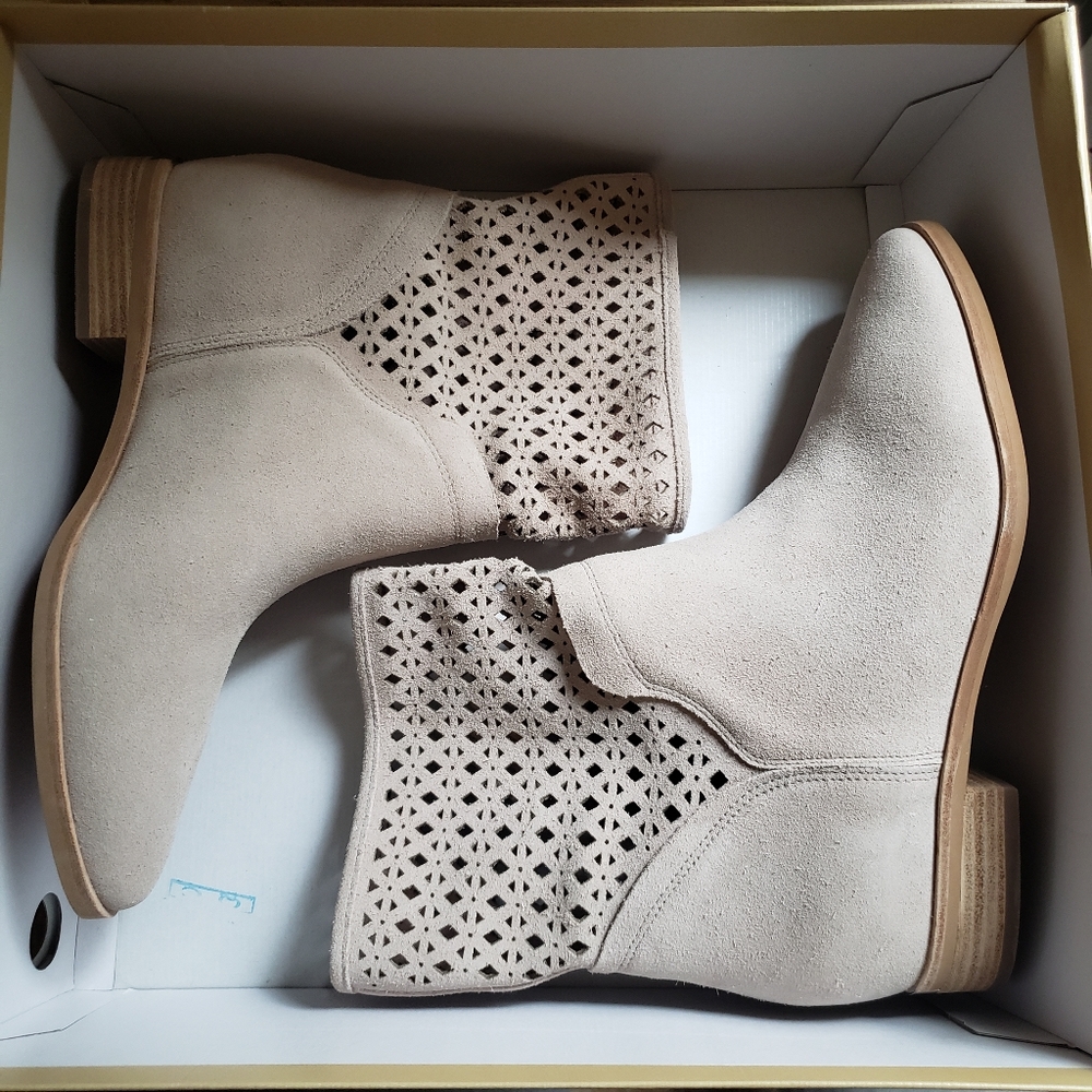 🆕MICHAEL KORS Sunny Bootie - Picture 6 of 12